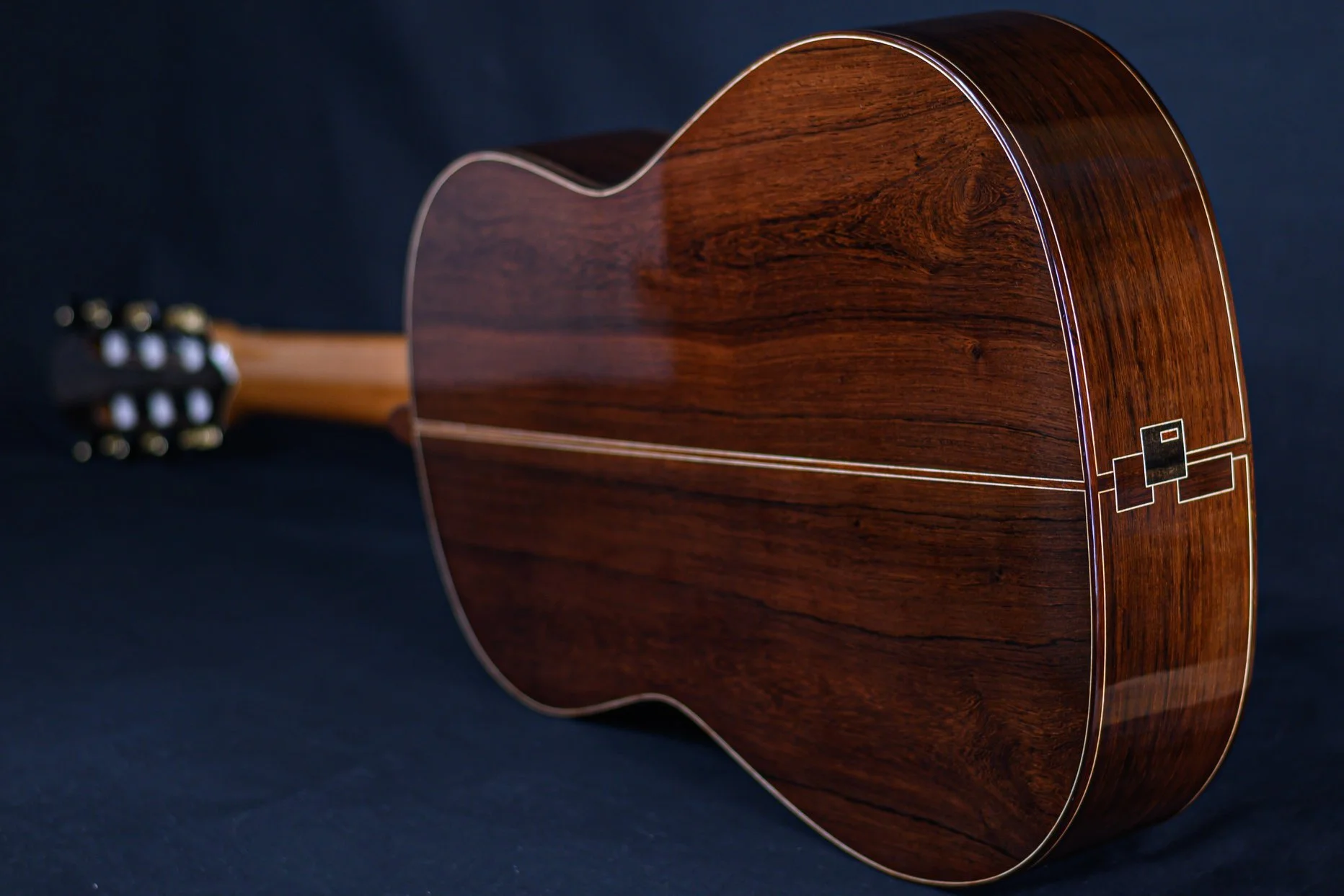 Dettaglio di una chitarra artigianale Liuteria Marcellan